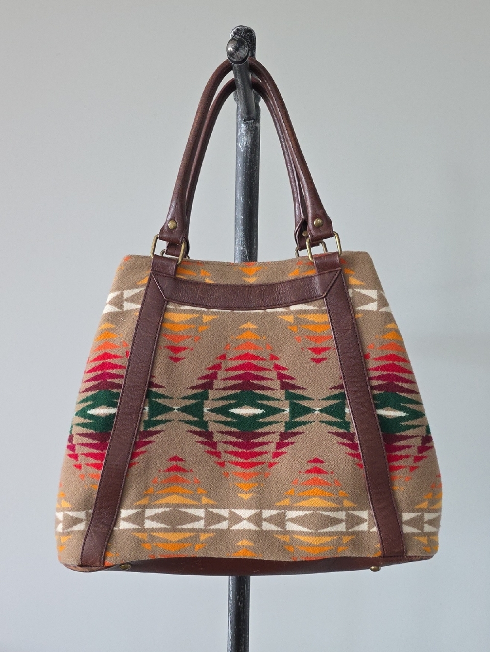 Pendleton Southwestern-style Wool Tote Bag - Picture 3 of 14